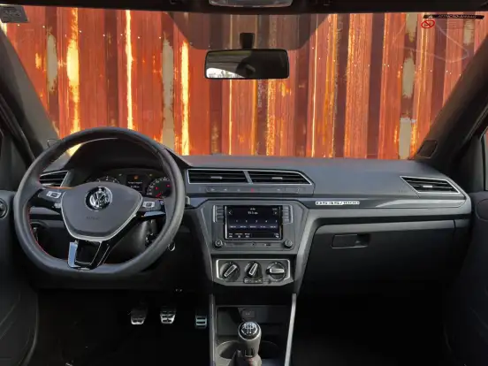 VOLKSWAGEN-GOL-2022