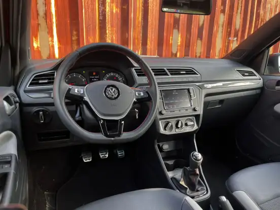 VOLKSWAGEN-GOL-2022