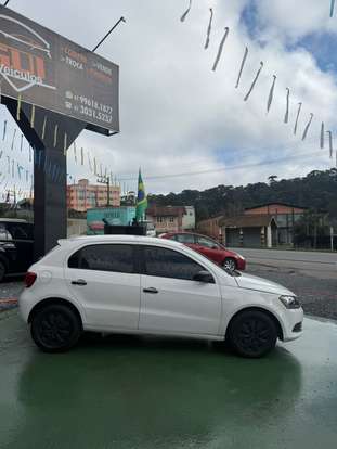 VOLKSWAGEN-GOL-2014
