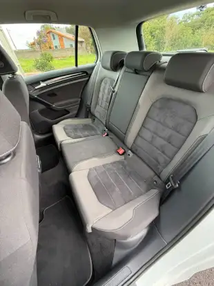 VOLKSWAGEN-GOLF-2014