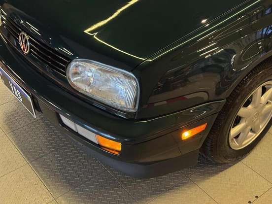 VOLKSWAGEN-GOLF-1997