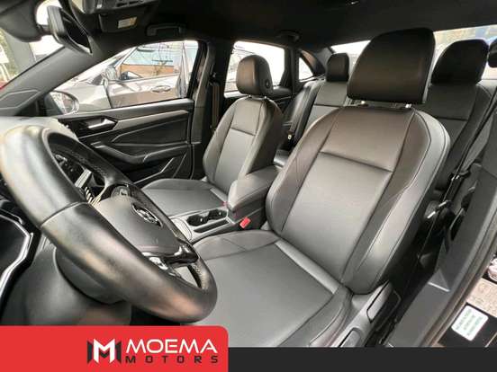 VOLKSWAGEN-JETTA-1.4 250 TSI TOTAL FLEX R-LINE TIPTRONIC VOLKSWAGEN-JETTA-2018