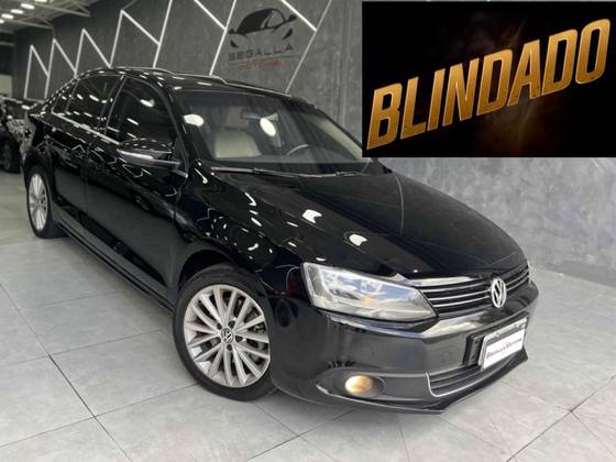 VOLKSWAGEN JETTA 2.0 TSI HIGHLINE 200CV GASOLINA 4P TIPTRONIC