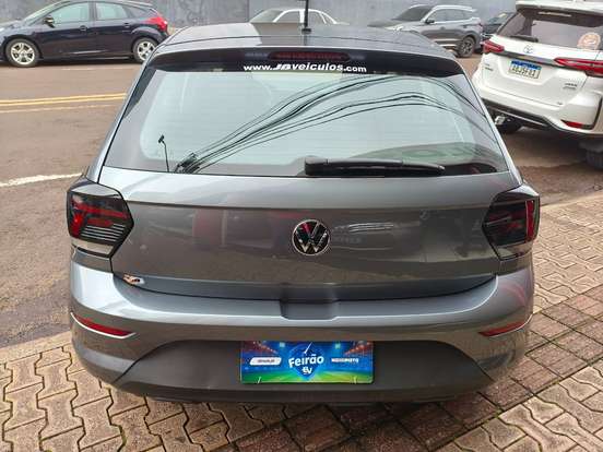 VOLKSWAGEN-POLO-2024