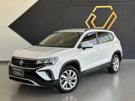 VOLKSWAGEN TAOS 1.4 250 TSI TOTAL FLEX COMFORTLINE AUTOMÁTICO