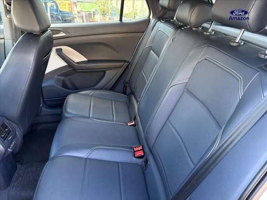 VOLKSWAGEN-T-CROSS-2021