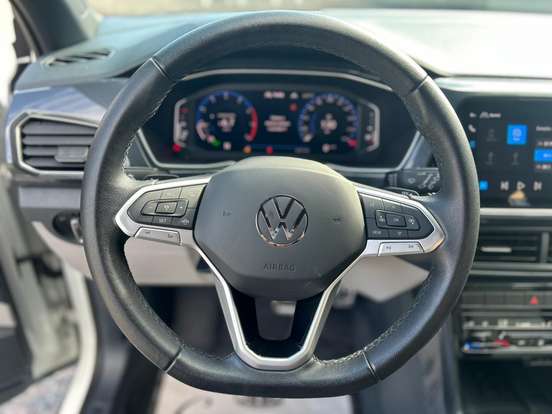 VOLKSWAGEN-T-CROSS-2023