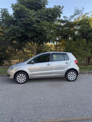 VOLKSWAGEN-FOX-2013