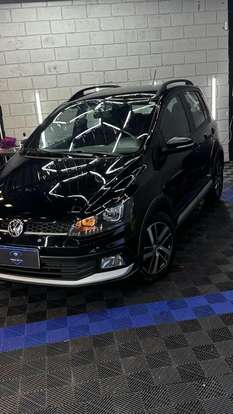 VOLKSWAGEN-FOX-2017