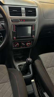 VOLKSWAGEN-FOX-1.6 MSI TOTAL FLEX XTREME 4P MANUAL VOLKSWAGEN-FOX-2017