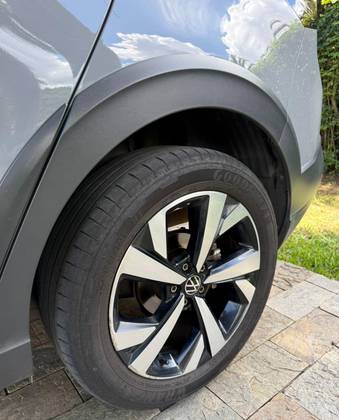 VOLKSWAGEN NIVUS 1.0 200 TSI TOTAL FLEX HIGHLINE AUTOMÁTICO