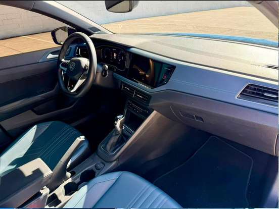 VOLKSWAGEN-NIVUS-1.0 200 TSI TOTAL FLEX HIGHLINE AUTOMÁTICO VOLKSWAGEN-NIVUS-2025