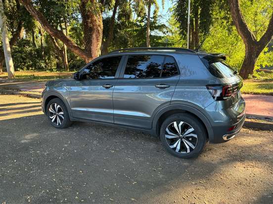 VOLKSWAGEN-T-CROSS-1.0 200 TSI TOTAL FLEX COMFORTLINE AUTOMÁTICO VOLKSWAGEN-T-CROSS-2023