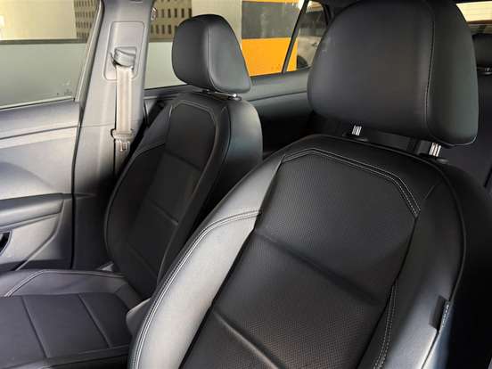 VOLKSWAGEN-T-CROSS-1.4 250 TSI TOTAL FLEX HIGHLINE AUTOMÁTICO VOLKSWAGEN-T-CROSS-2024