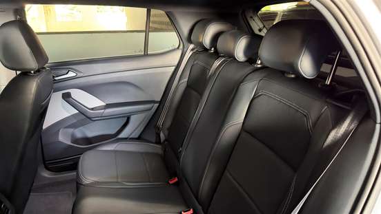 VOLKSWAGEN-T-CROSS-2024