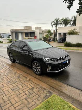 VOLKSWAGEN VIRTUS 1.0 200 TSI HIGHLINE AUTOMÁTICO