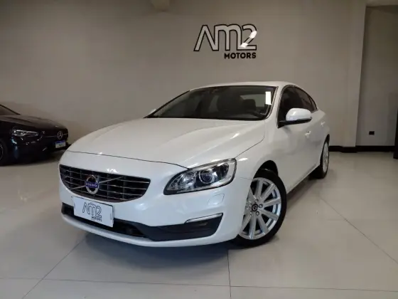 VOLVO S60 2.0 T4 MOMENTUM GASOLINA 4P AUTOMÁTICO