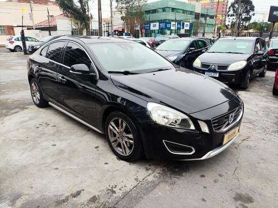 VOLVO-S60-2.0 T TURBO GASOLINA 4P AUTOMÁTICO VOLVO-S60-2011