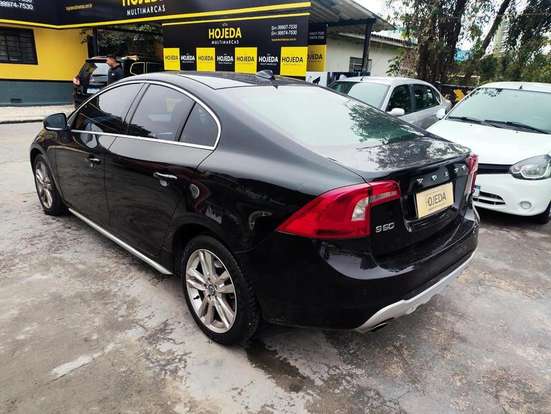 VOLVO-S60-2011