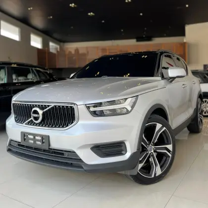 VOLVO XC40 2.0 T4 GASOLINA GEARTRONIC