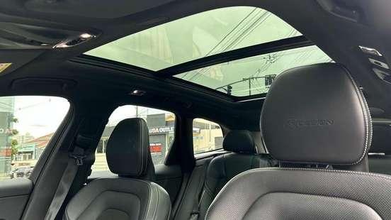 VOLVO-XC60-2.0 T8 HYBRID R-DESIGN AWD GEARTRONIC VOLVO-XC60-2018