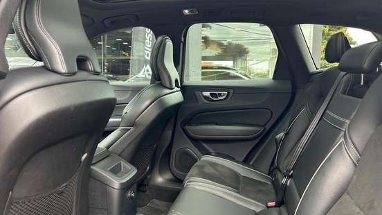 VOLVO-XC60-2.0 T8 HYBRID R-DESIGN AWD GEARTRONIC VOLVO-XC60-2018