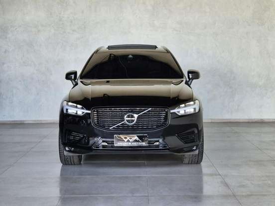 VOLVO-XC60-2019
