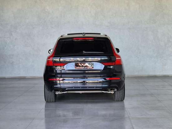 VOLVO-XC60-2019