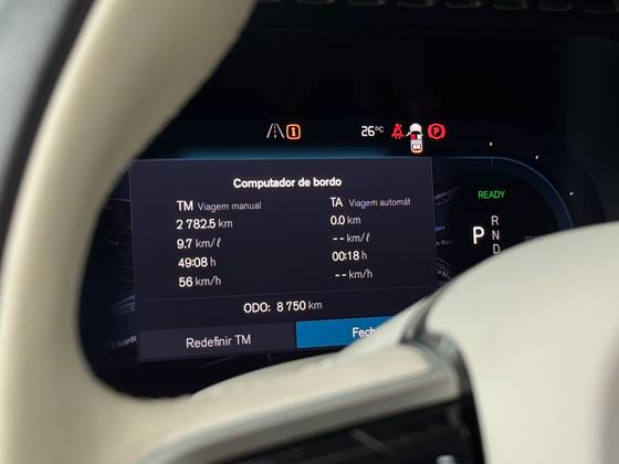 VOLVO XC60 2.0 T8 PHEV ULTRA DARK AWD GEARTRONIC