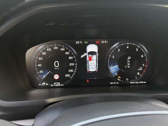 VOLVO-XC90-2.0 T6 GASOLINA MOMENTUM AWD GEARTRONIC VOLVO-XC90-2019