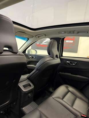 VOLVO-XC60-2021