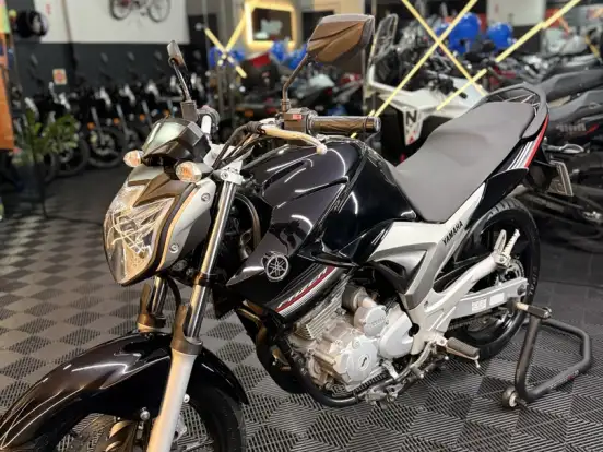 YAMAHA-YS 250 FAZER YAMAHA-YS 250 FAZER-2014