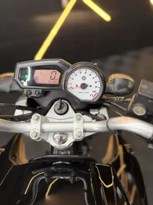 YAMAHA-YS 250 FAZER YAMAHA-YS 250 FAZER-2014