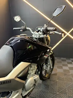 YAMAHA-YS 250 FAZER-2014