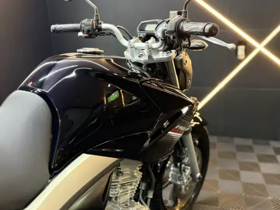 YAMAHA-YS 250 FAZER YAMAHA-YS 250 FAZER-2014