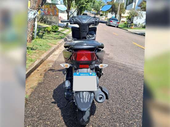 YAMAHA-FLUO 125 ABS-2024