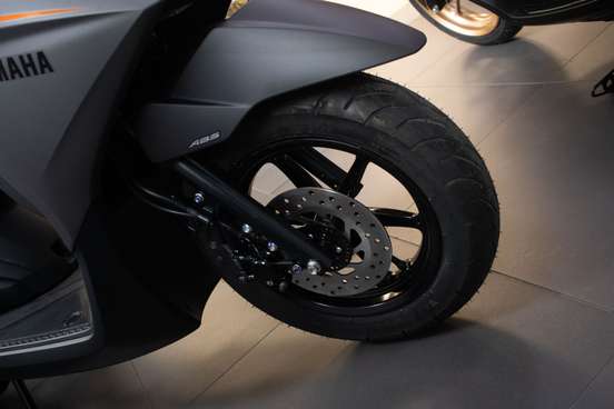 YAMAHA-FLUO 125 HYBRID CONNECTED ABS-2026