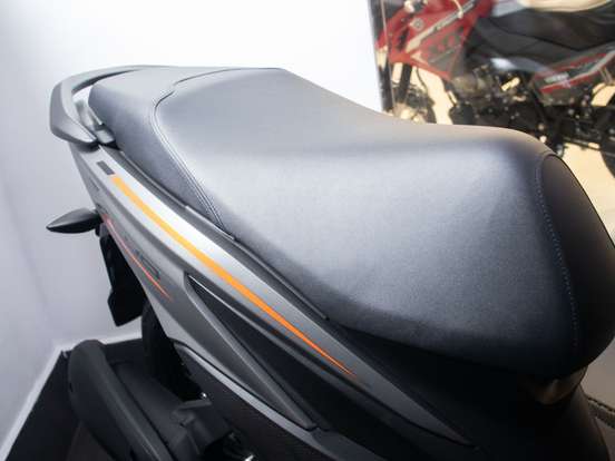 YAMAHA-FLUO 125 HYBRID CONNECTED ABS YAMAHA-FLUO 125 HYBRID CONNECTED ABS-2026