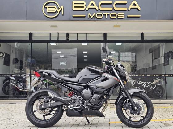 YAMAHA XJ6 N 