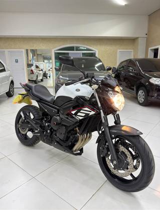 YAMAHA XJ6 N ABS 