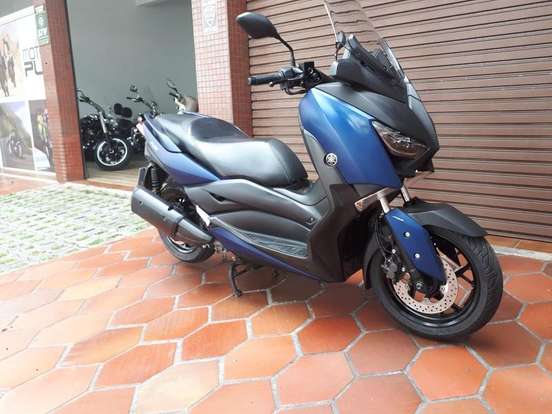 YAMAHA-XMAX ABS-2021
