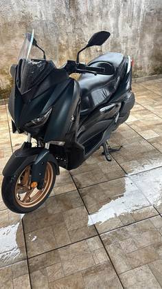 YAMAHA XMAX ABS 