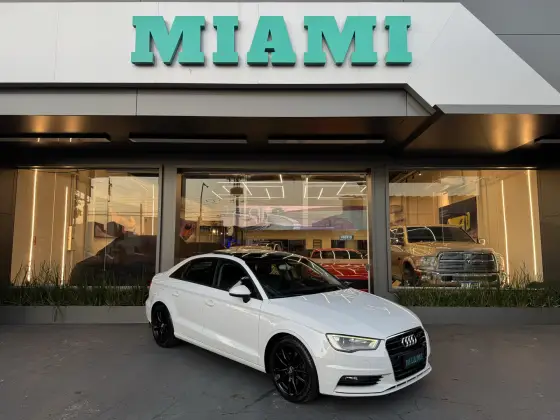 AUDI A3 1.8 TFSI SEDAN AMBITION 16V 180CV GASOLINA 4P AUTOMÁTICO