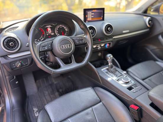 AUDI-A3-2019