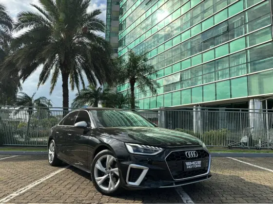 AUDI A4 2.0 TFSI GASOLINA PRESTIGE PLUS S TRONIC