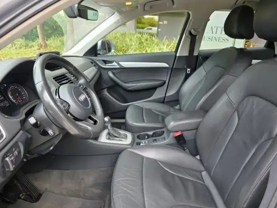AUDI-Q3-2017