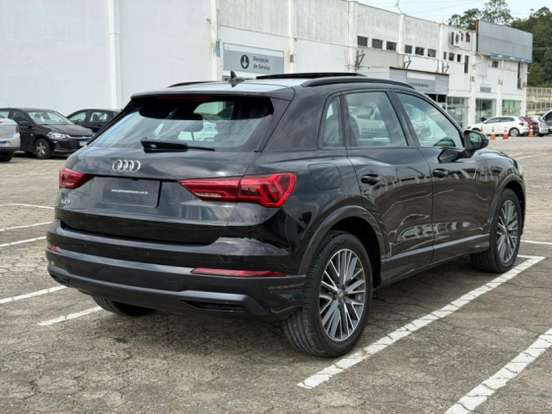 AUDI-Q3-2020