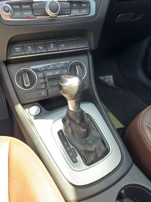 AUDI-Q3-2019
