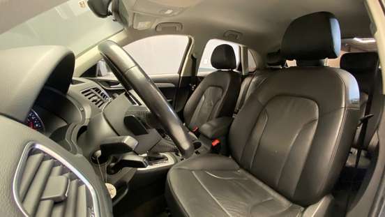 AUDI-Q3-2017