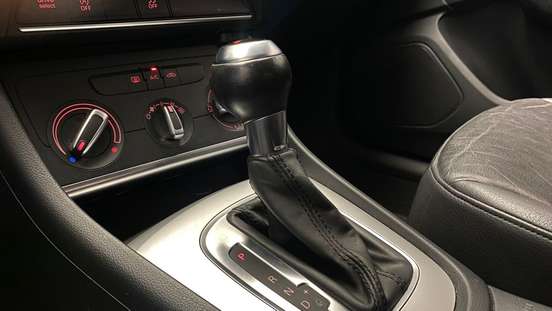 AUDI-Q3-2017